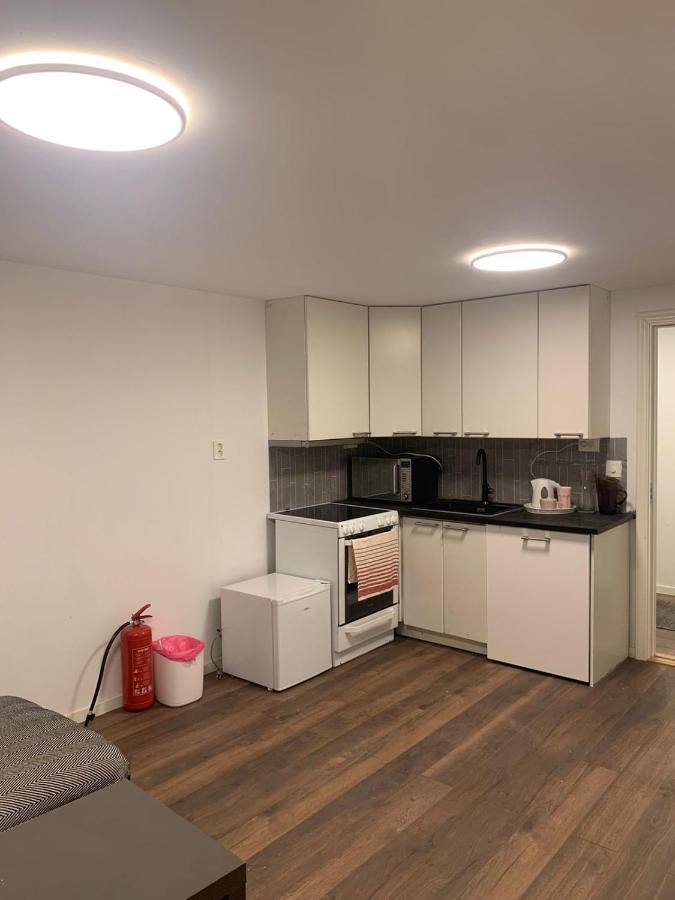 Beautiful 2 Rooms Apartment In Klofta,Near Oslo Airport& Oslo Eksteriør billede