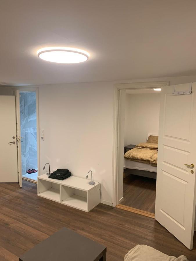Beautiful 2 Rooms Apartment In Klofta,Near Oslo Airport& Oslo Eksteriør billede