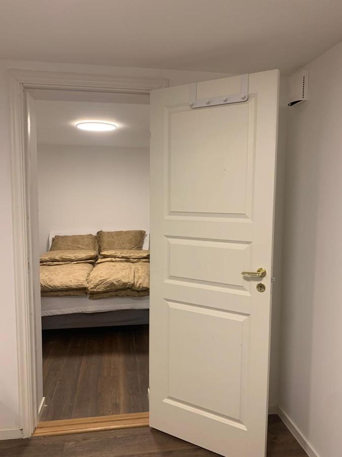 Beautiful 2 Rooms Apartment In Klofta,Near Oslo Airport& Oslo Eksteriør billede